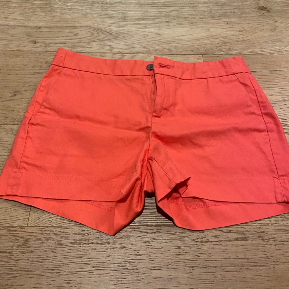 Banana Republic Shorts, Size 2, Hampton fit, Apricot color